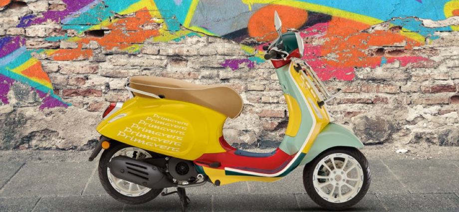 vespa primavera Sean Wotherspoon